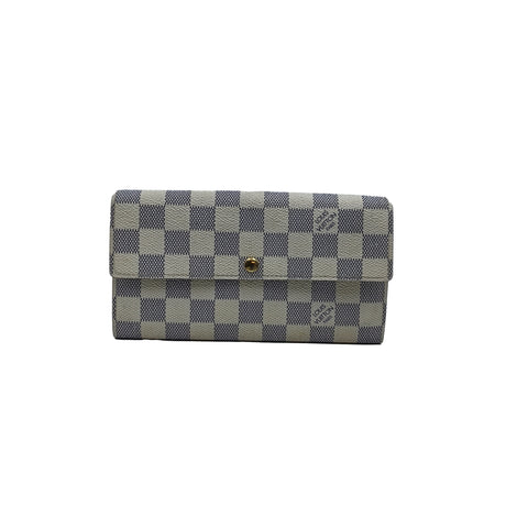 Louis Vuitton White Tessellated Wallet